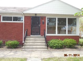 2800 W 83rd St, Chicago, IL 60652