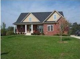 5018 Hickory Hill Dr, La Grange, KY 40031