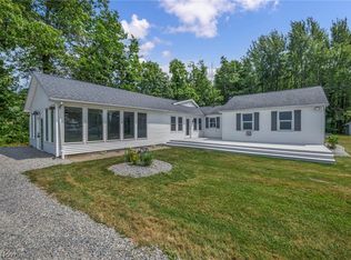 6940 Lake Rd W, Ashtabula, OH 44004