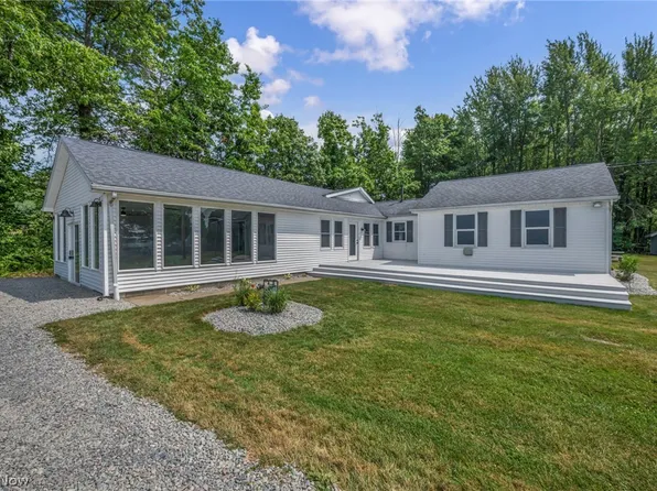 6940 Lake Rd W, Ashtabula, OH 44004
