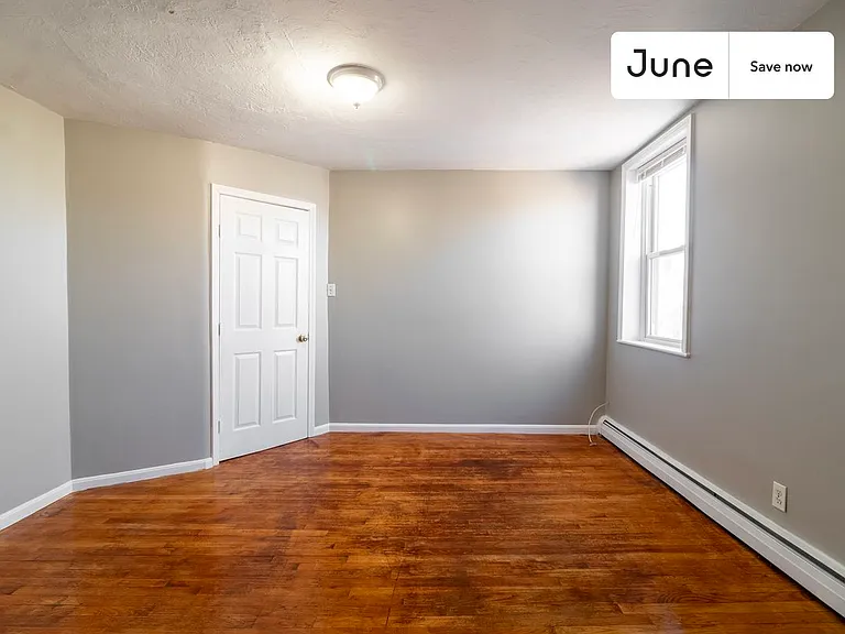 14 Bacon St — Photo 23