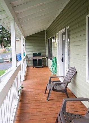 2nd image of 2812 NE 126th Ct