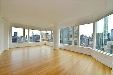 Rented by Domus Realty