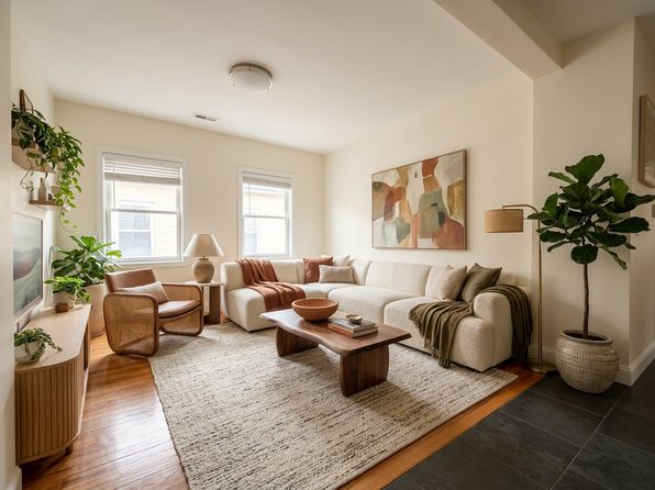 12 Andrew St #2