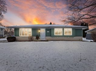 1512 Audubon Ave, Grafton, WI 53024