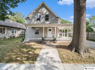 5128 Walker Ave, Lincoln, NE 68504