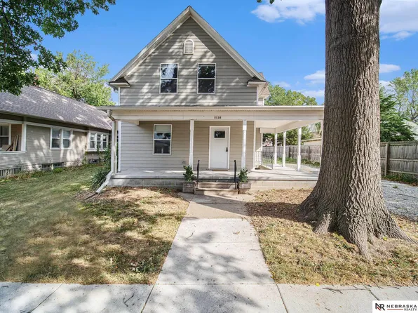 5128 Walker Ave, Lincoln, NE 68504