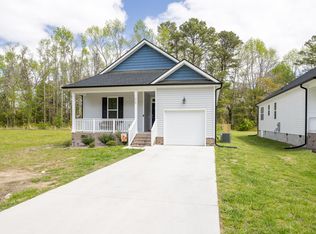 310 E Yukon St, Kenly, NC 27542