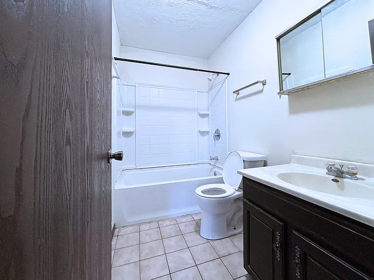 601 Oak Glen Dr #7 — Photo 6