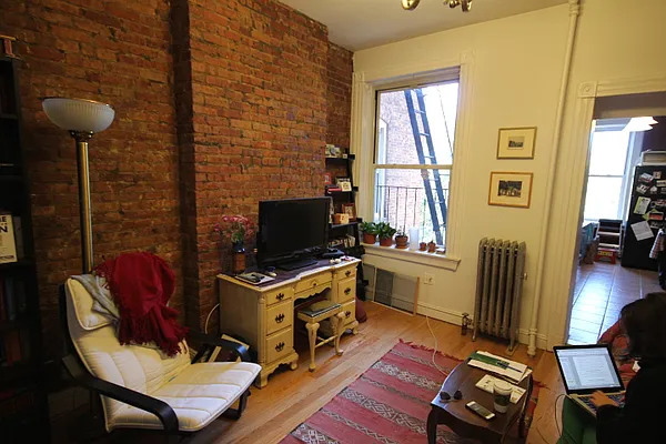 Rented by Landmark Realty & Management | media 19