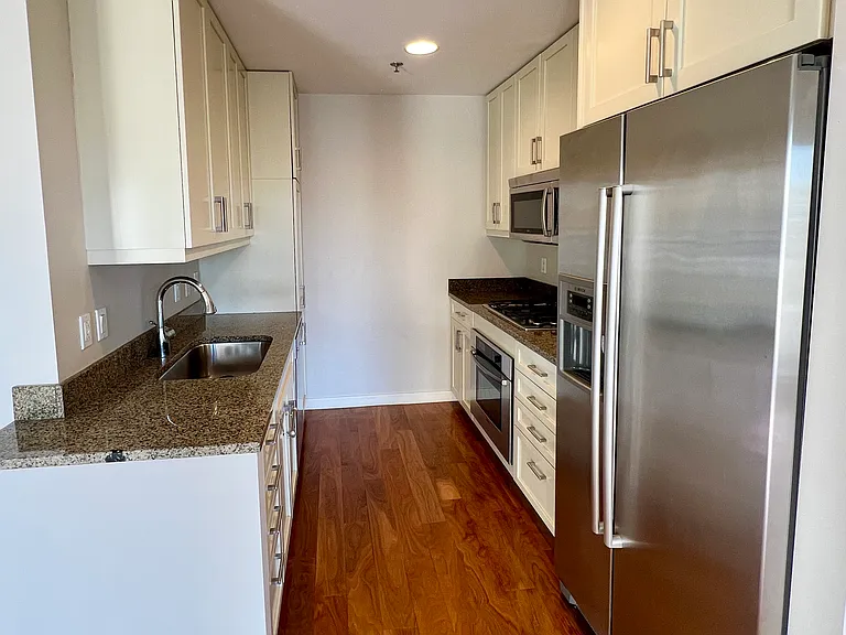 200 Exchange St — Photo 11