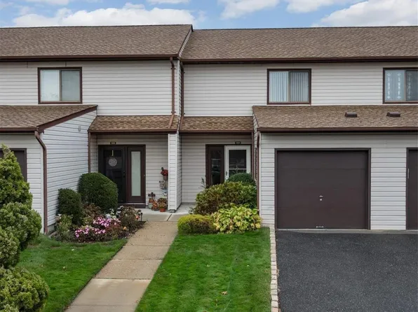 100 Daly Boulevard #1304, Oceanside, NY 11572