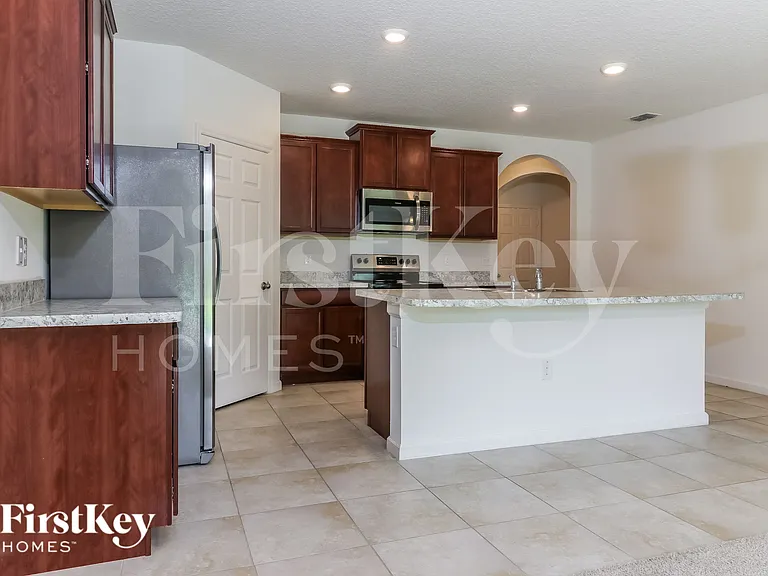 4173 SW Endicott St — Photo 9