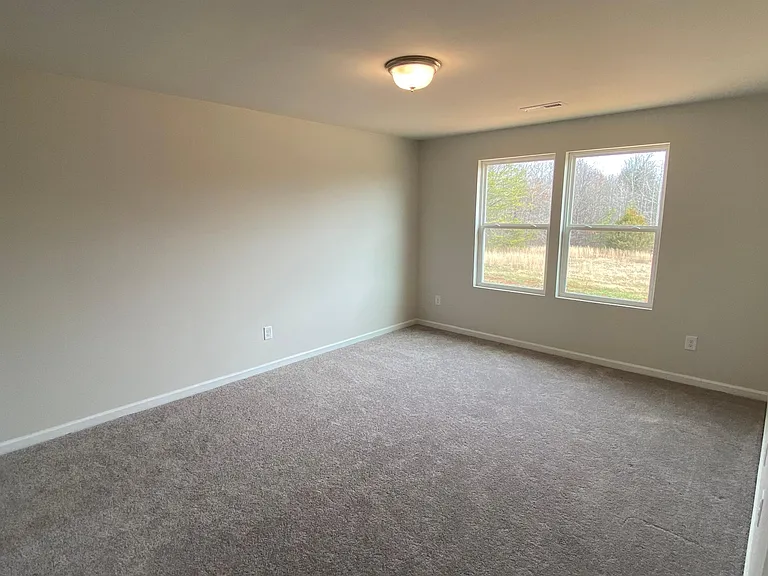 1542 Catskill Way — Photo 24