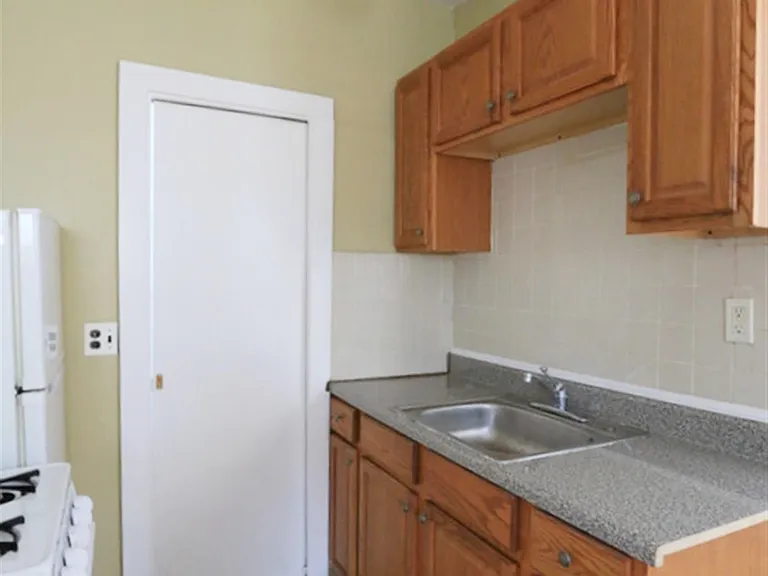 58 Vinal Ave #2 — Photo 6
