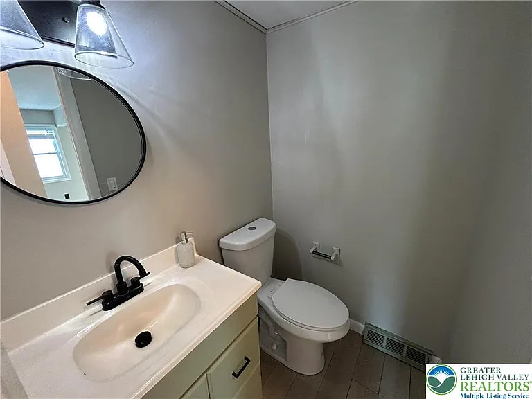 226 Vista Dr — Photo 16
