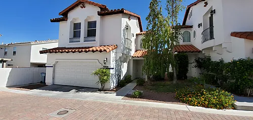 8755 Villa La Rae Ave Photo 1