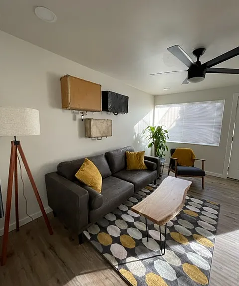 383 E Redondo Ave — Photo 15