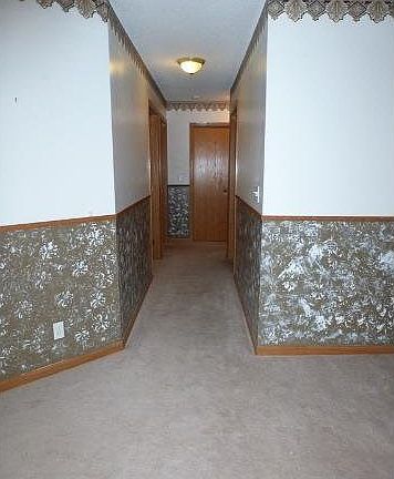 5th image of 410 W Cairns Street