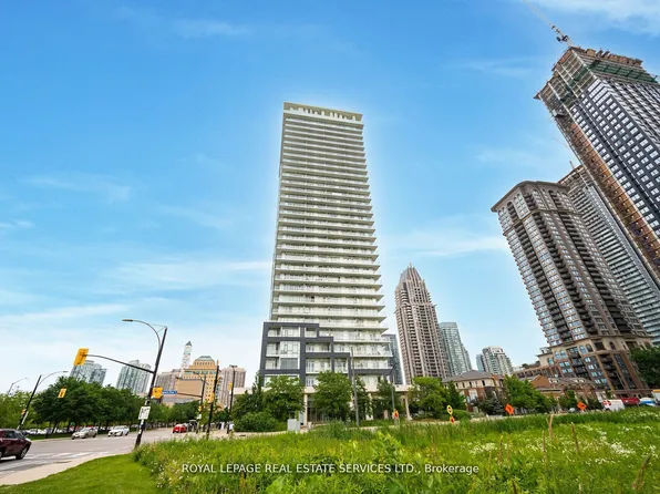 360 Square One Dr #602, Mississauga, ON L5B 0G7
