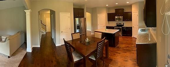 3rd image of 102 Brookwood Dr