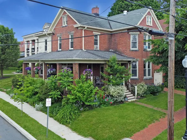 401 N Center St, Ebensburg, PA 15931