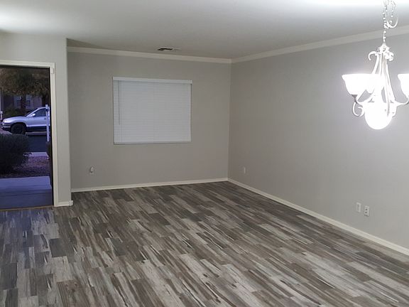 2nd image of 11605 W Cinnabar Ave