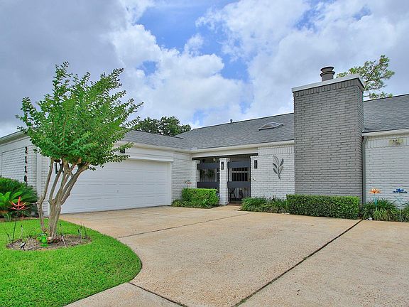 5th image of 2110 Woodland Park Dr