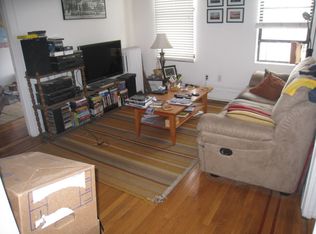 2121 21st Rd APT 2F, Astoria, NY 11105