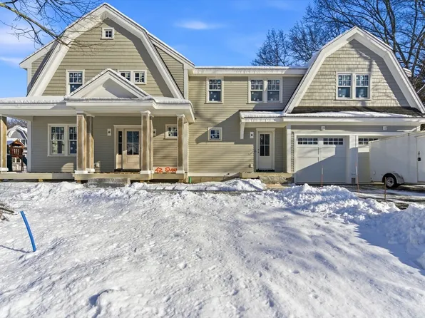 42 Sunnyside Ln, Concord, MA 01742