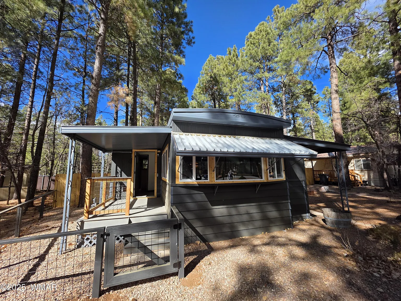 3 bed, 1139 sqft, $2,000 — Photo 1