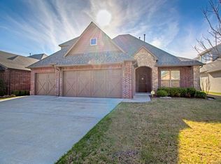 1106 S Magnolia Pl, Broken Arrow, OK 74012