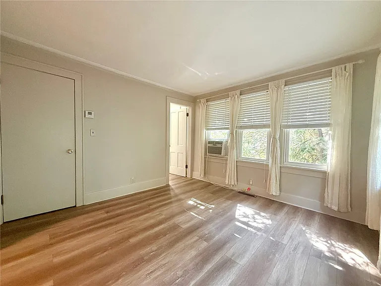 5156 Saint Paul Blvd — Photo 20