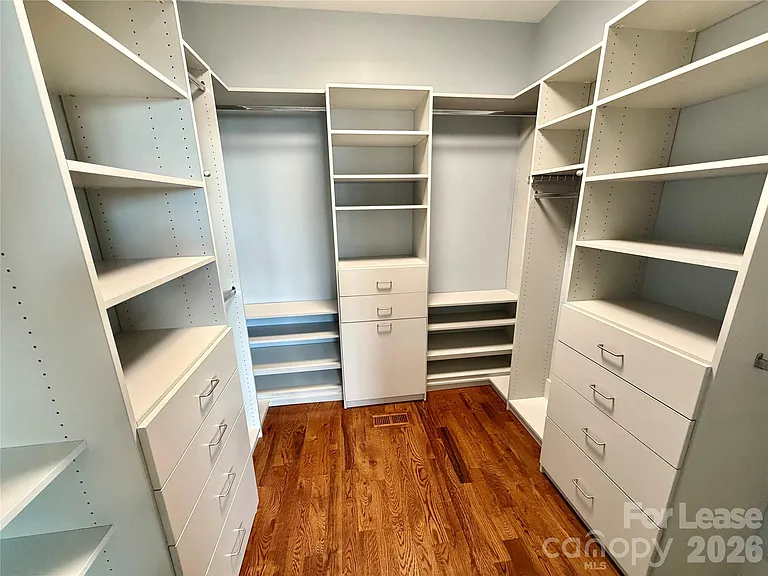305 McNinch St #B — Photo 20