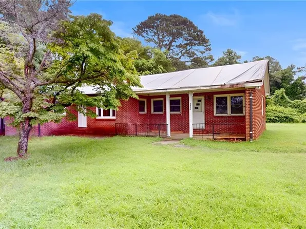 5856 Godwin Blvd, Suffolk, VA 23432