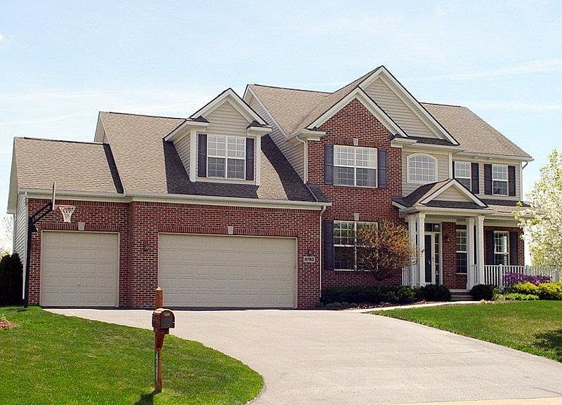 2nd image of 8782 Bonaventure Dr