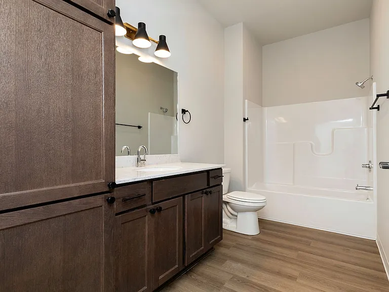 Vintage Lofts - Ankeny — Photo 19