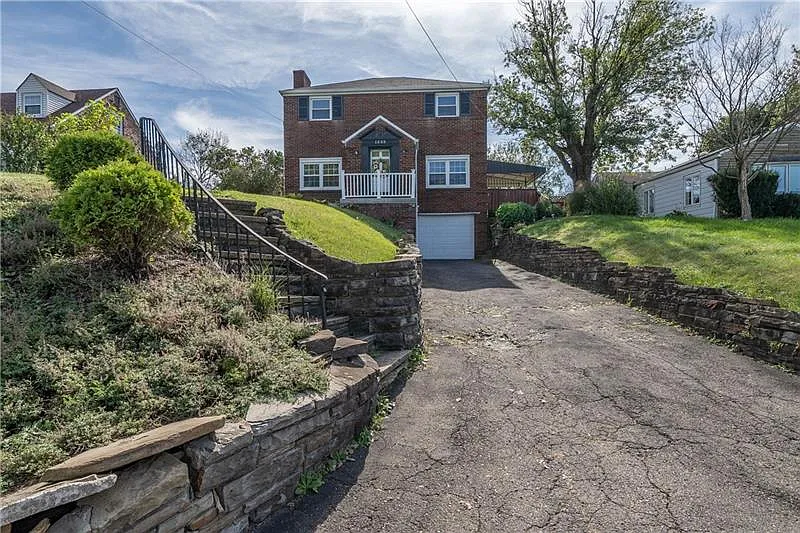 1535 Bower Hill Rd photo 1