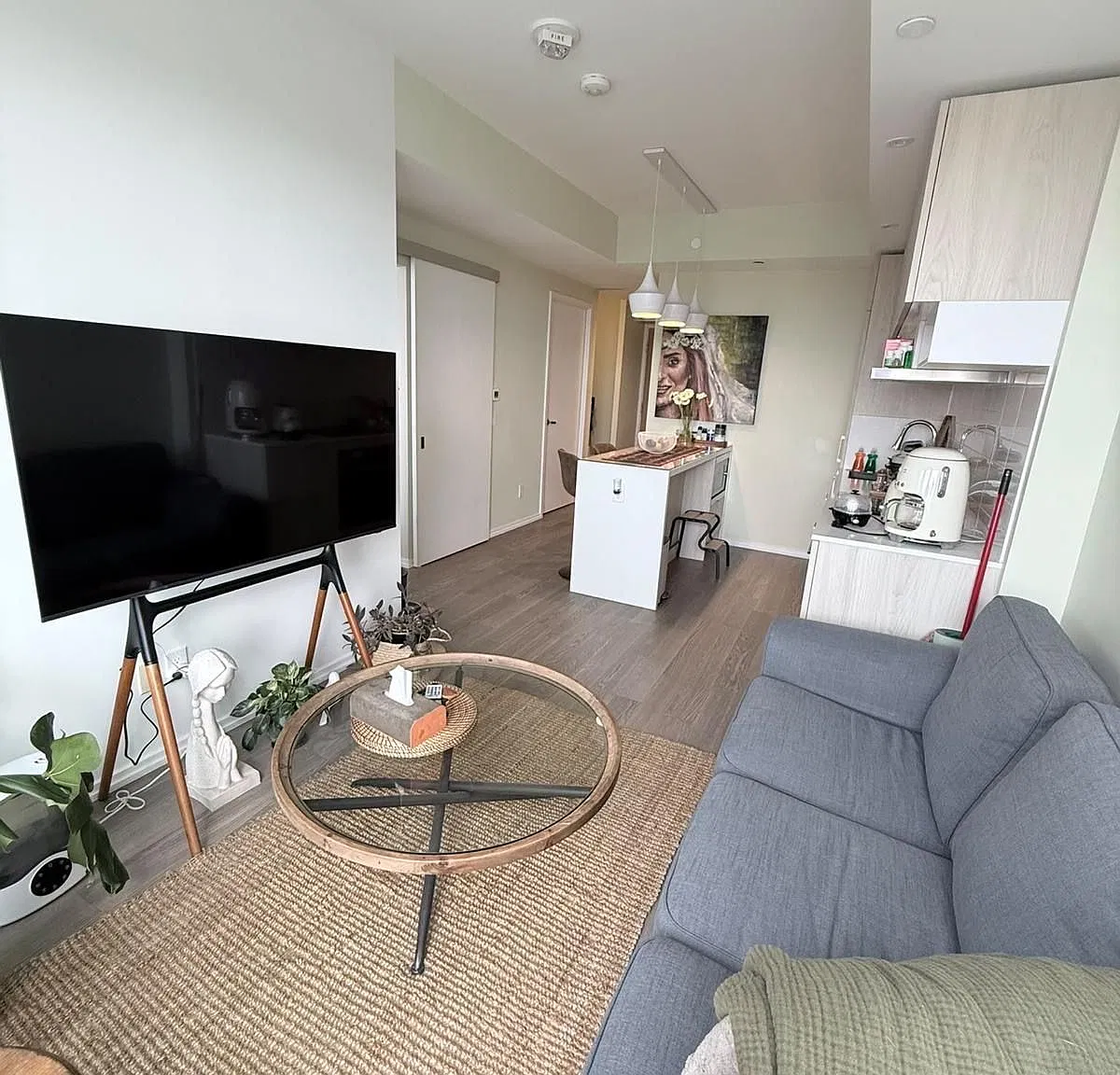 2 bed, $2,200 — Photo 2