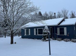 6489 Lakeshore Rd, Manistee, MI 49660