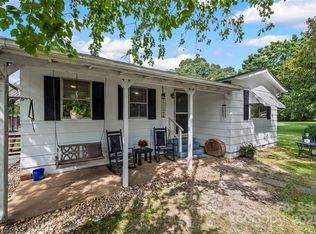 1180 Simpson Rd, Mc Connells, SC 29726