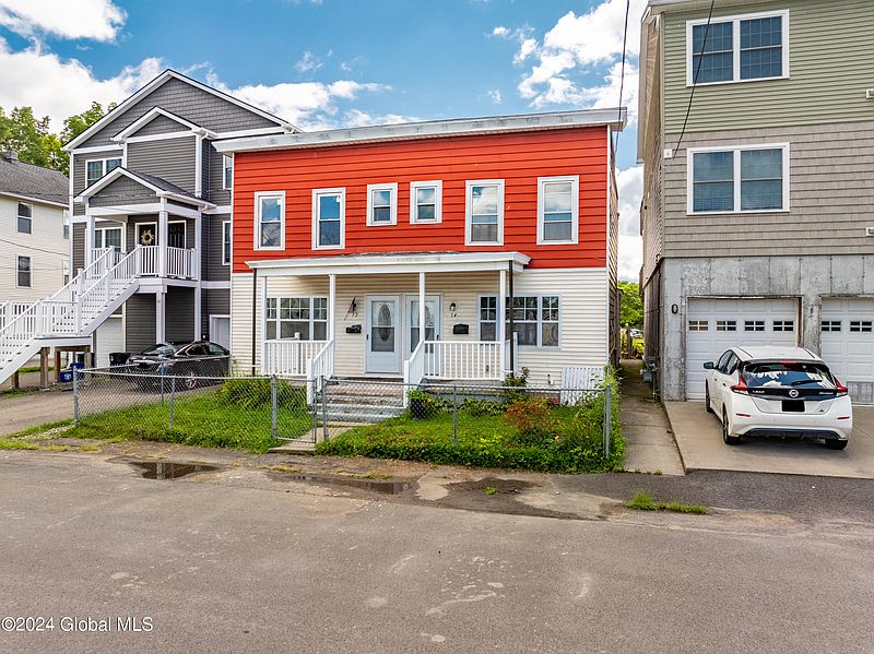 2nd image of 12 Front Street