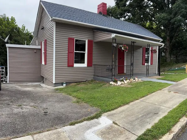 130 Fairfield Ave, Danville, VA 24541