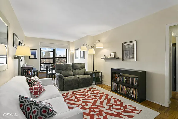 Sold by Corcoran | media 7