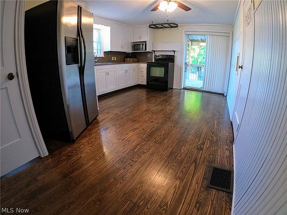4th image of 1157 Billiar St