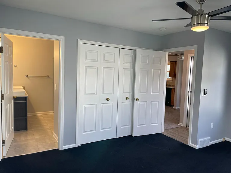 7083 Parma Park Blvd — Photo 14