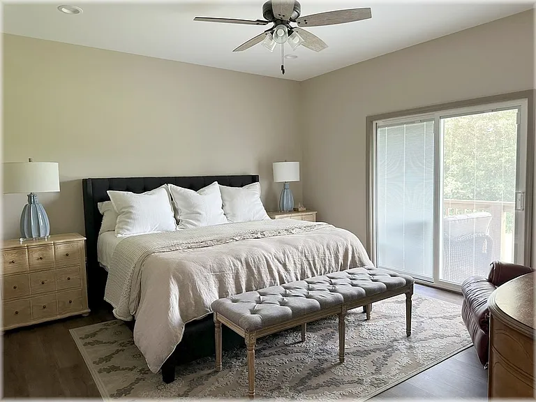 304 Cottage Hill Ct — Photo 6