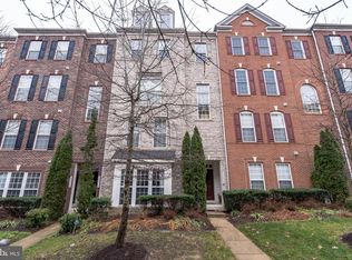 2220 Margraf Cir #423, Woodbridge, VA 22191