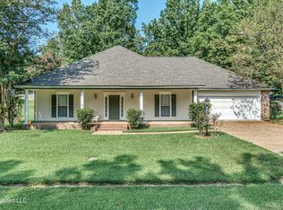 204 Elm Dr, Jackson, MS 39212