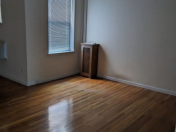 3rd image of 30-86 33rd St #2